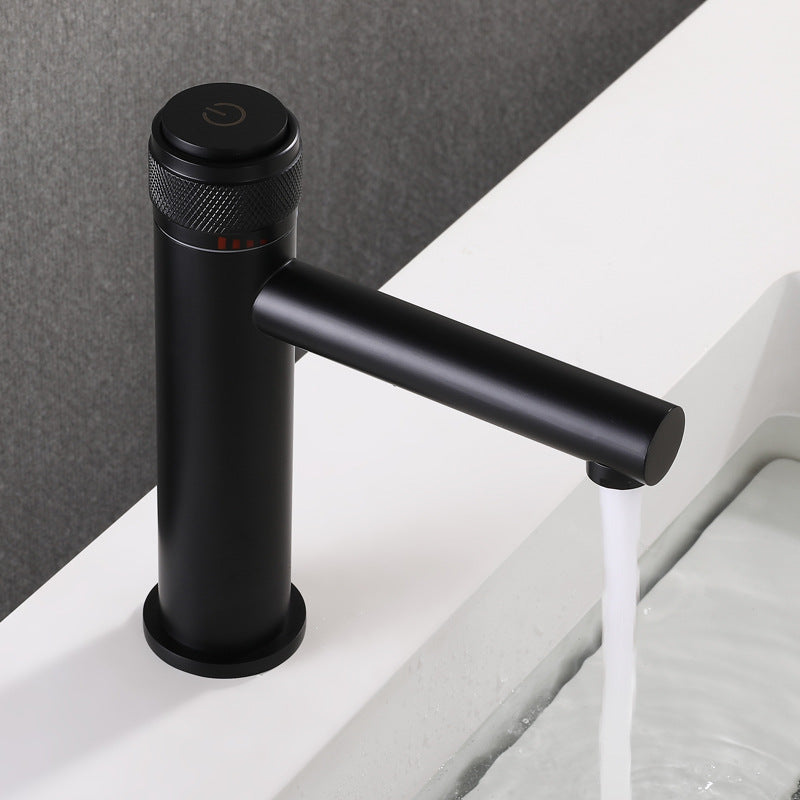 Single-handle bathroom mixer faucet for small bathroom spaces - anti-limescale aerator