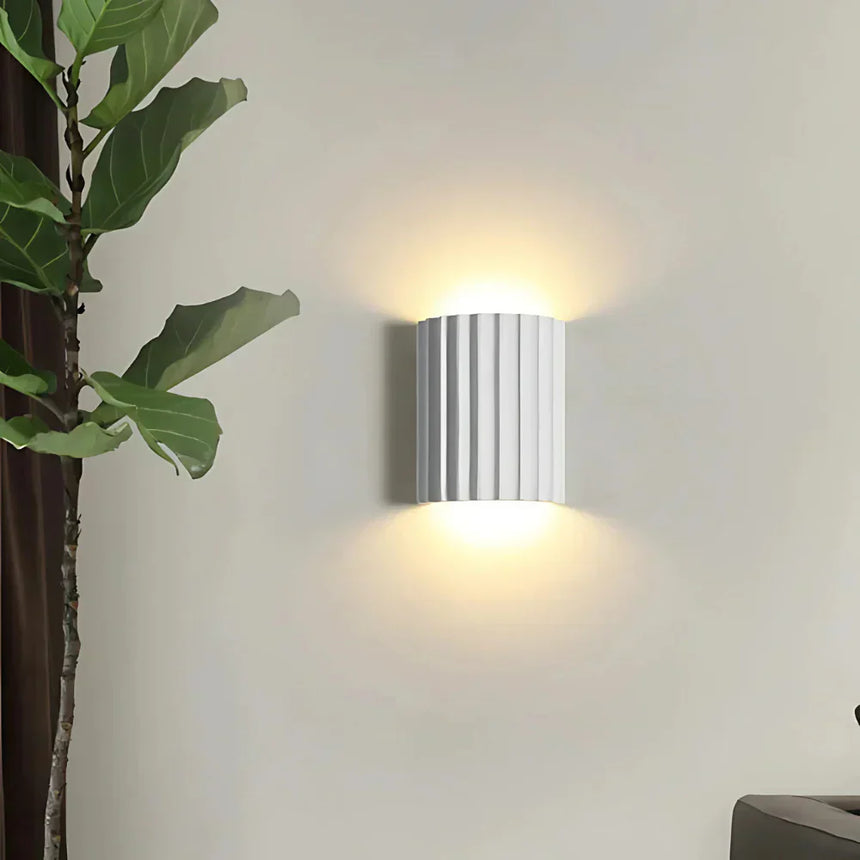 Minimalist Wall Lamp for Bedroom Accent
