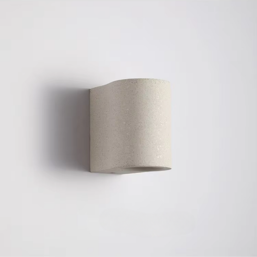Easy installation wall sconce for living room