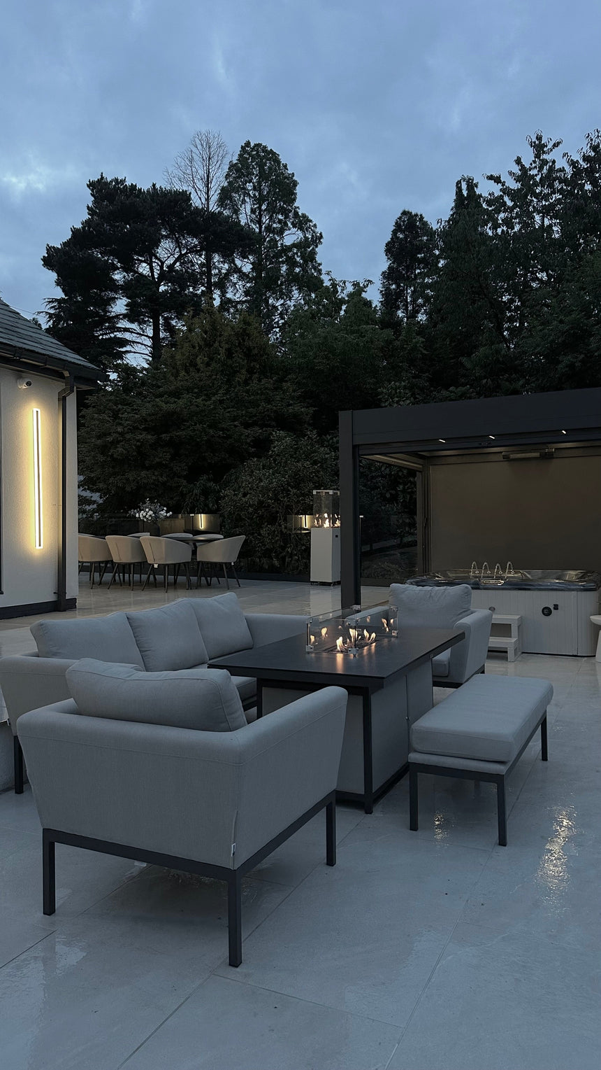 Exterior Wall Lamp Sleek Design Accent