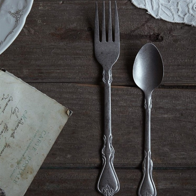 Astraea Flatware Set – Elegant Balanced Table Setting