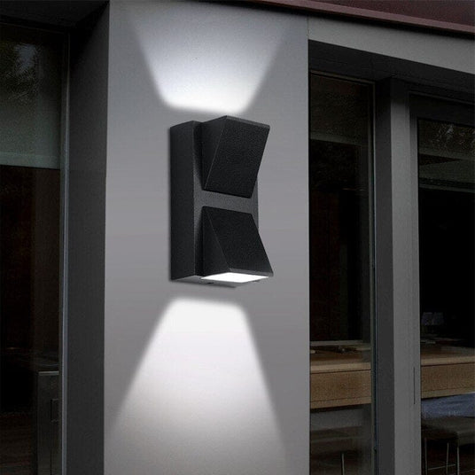 Aluminum wall sconce for exterior walls