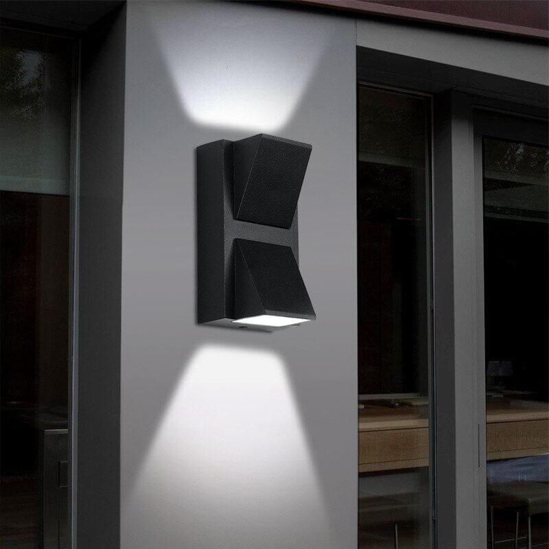 Aluminum wall sconce for exterior walls