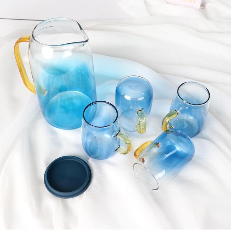 Pitcher set for barbecues and special occasions