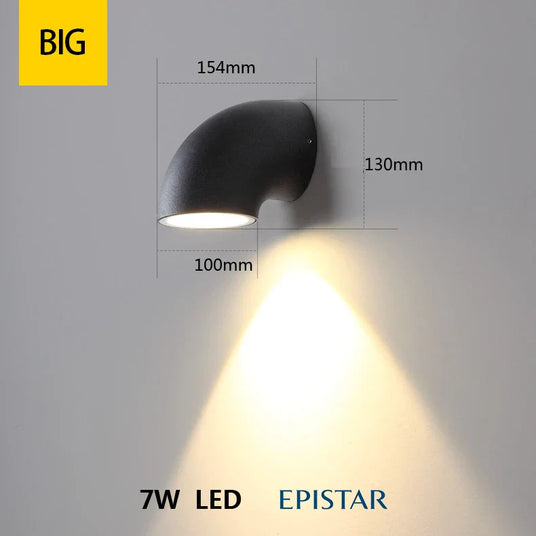 Weather-resistant wall light for exterior walls