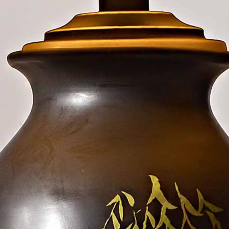 Elegant Ceramic Table Lamp for Bedroom Interior
