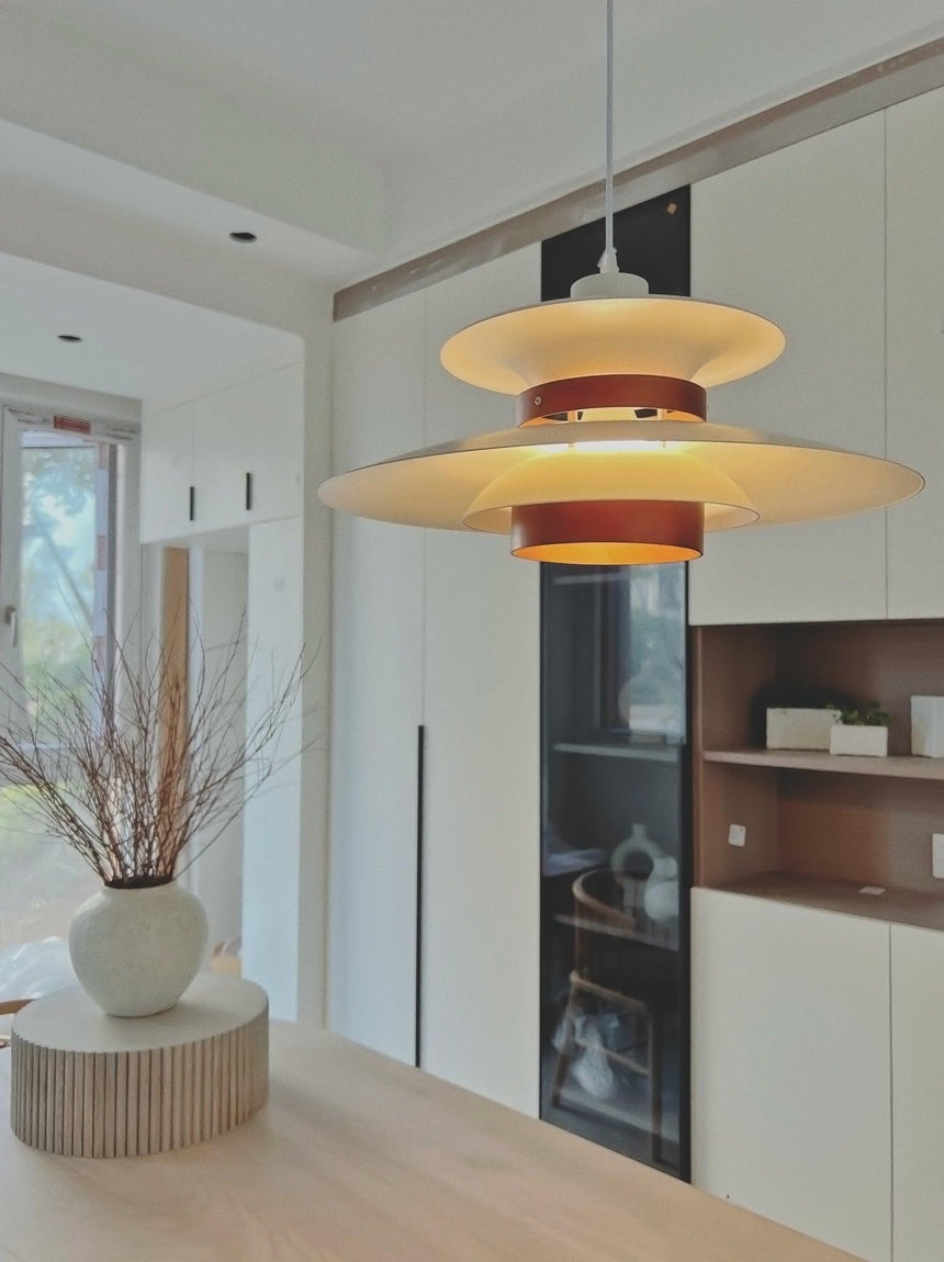 Pendant Lamp for Warm Inviting Home Ambiance