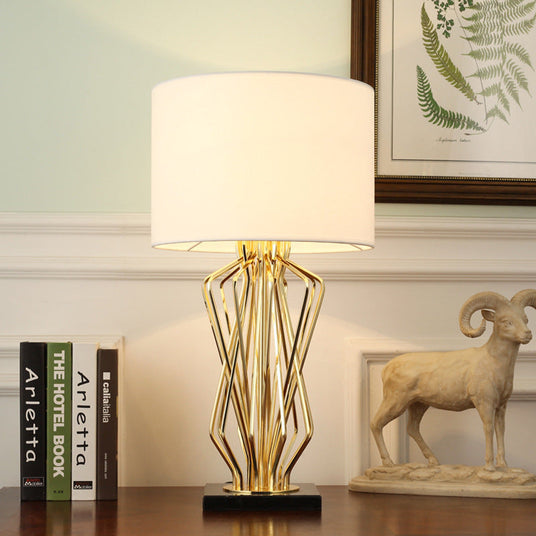 Metal Frame Table Lamp for Contemporary Homes