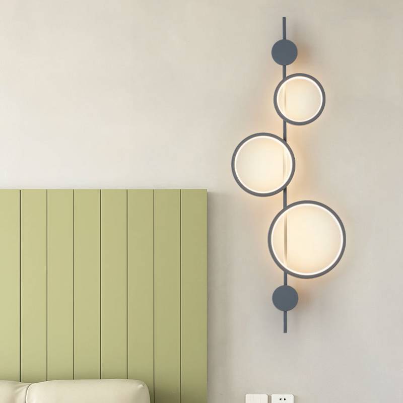 Contemporary wall lamp for indoor use