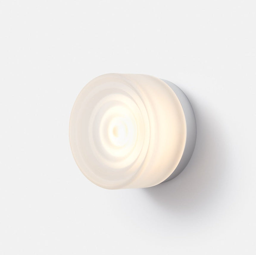 Outdoor Wall Sconce for Curb Appeal Lighting