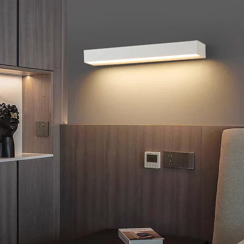 Black Wall Lamp for Gardens Outdoor Accent
