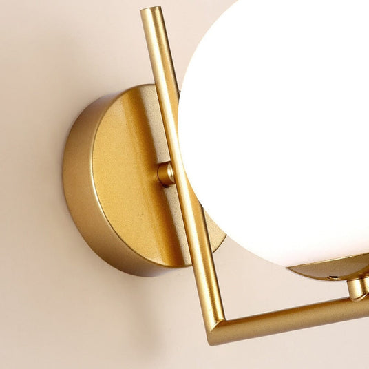Linear ball wall lamp for kitchens and bedrooms