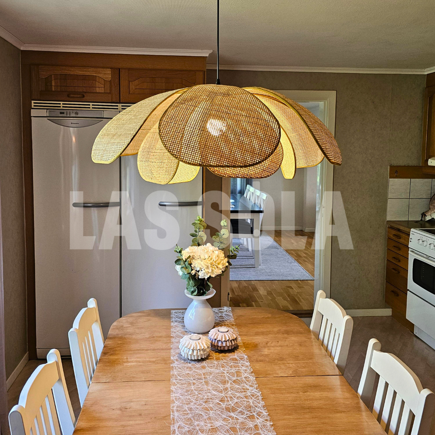 Reed Wicker Pendant Light for Farmhouse Style Homes
