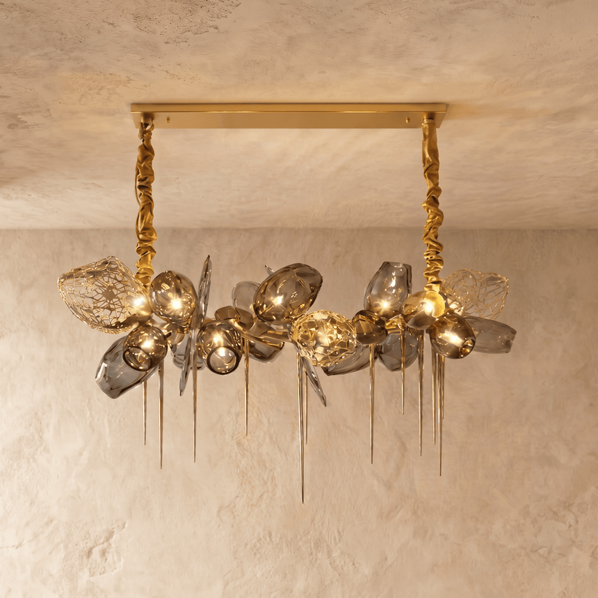 The longest bar, petals running its full length above a row of brass spikes