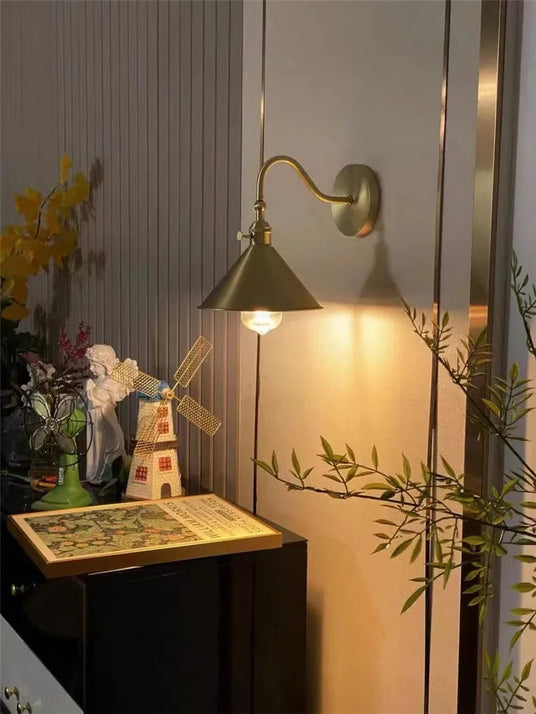 Gold finish wall light for bathroom