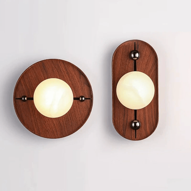 Two versions side by side, one on a round plate and one on an oval plate