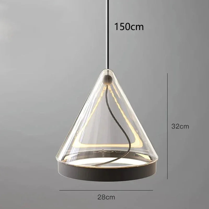 The single cone drawn with its 28 cm width and 32 cm height marked
