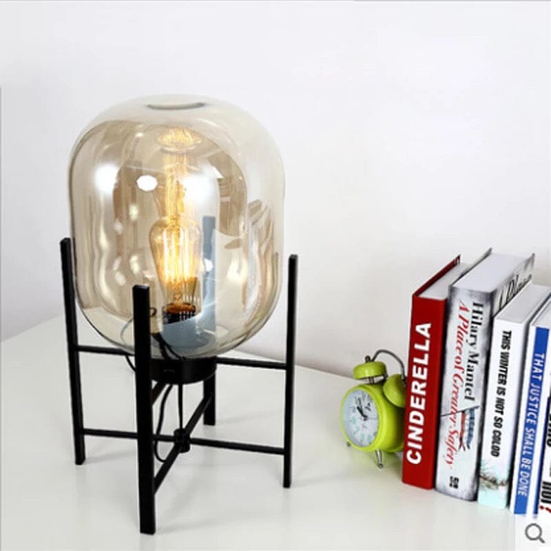 Handcrafted nordic style iron table lamp