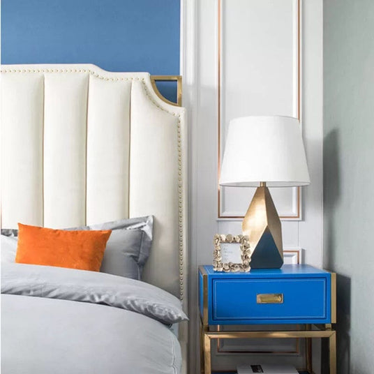 Golden lining fabric shade table lamp