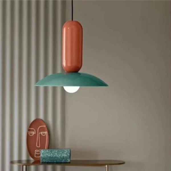 Metal pendant lamp for vibrant kitchen ambiance