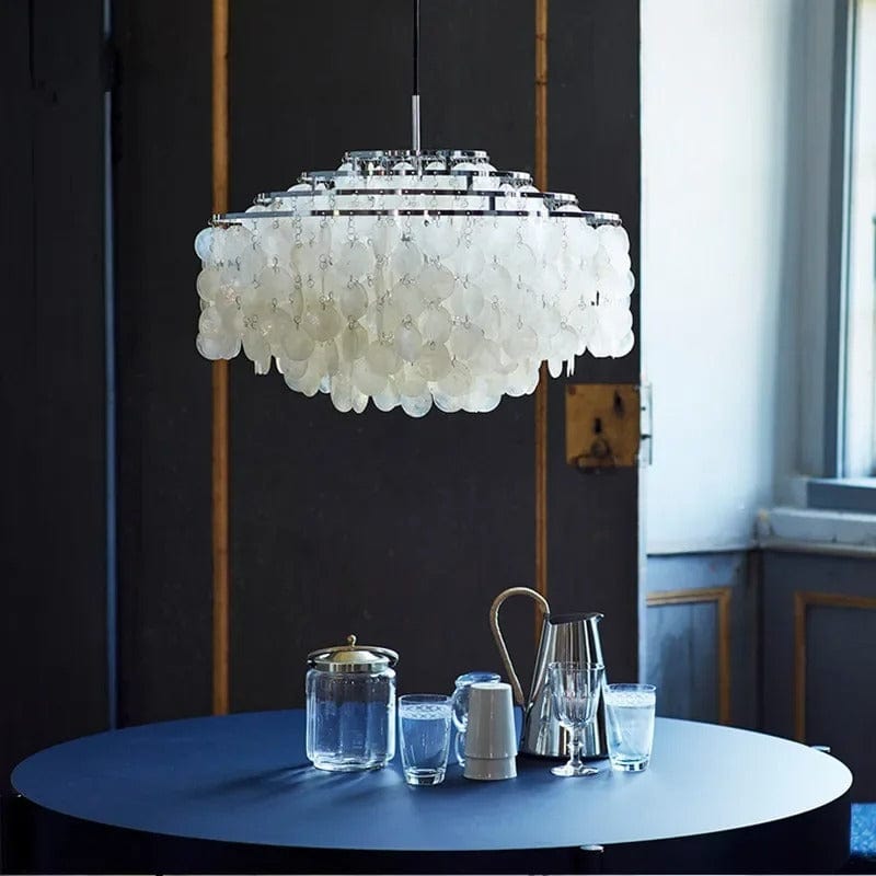 balanced illumination pendant light