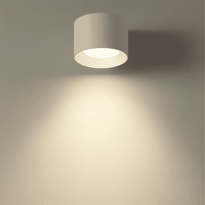 Wall mounted accent light for corridors