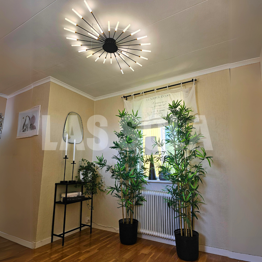 Modern Ceiling Lamp 18-Light Configuration
