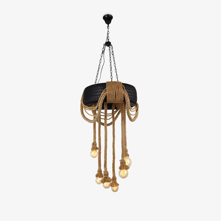 The fitting seen in full, three chains above and nine strands below