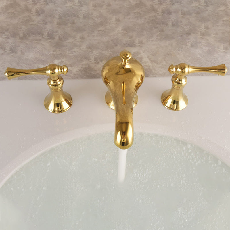 Widespread bathroom faucet for contemporary home interiors