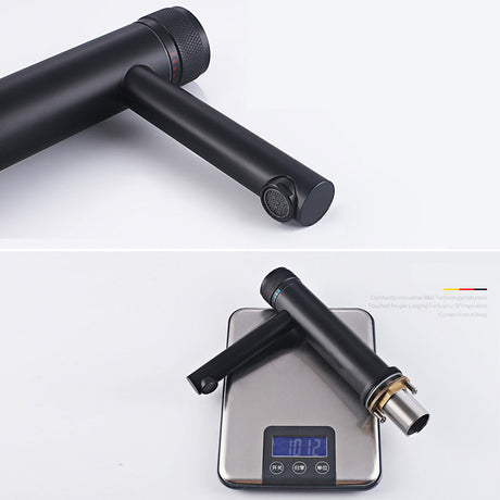 Single-handle bathroom mixer faucet for everyday bathroom use - anti-limescale aerator