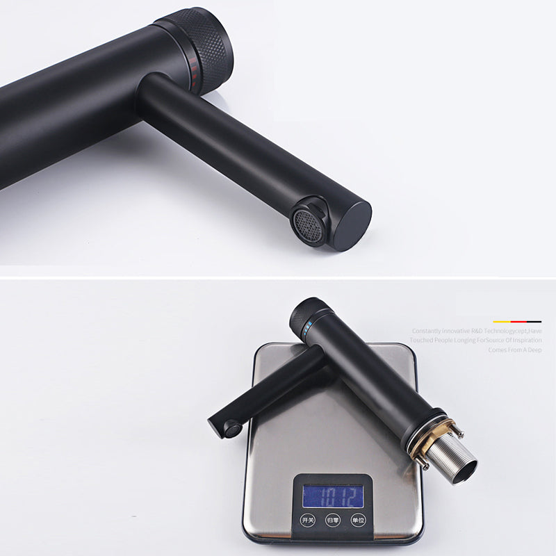 Single-handle bathroom mixer faucet for everyday bathroom use - anti-limescale aerator