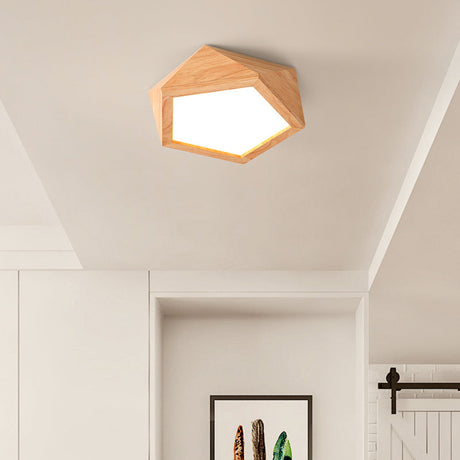 Recessed ceiling light for compact room spaces