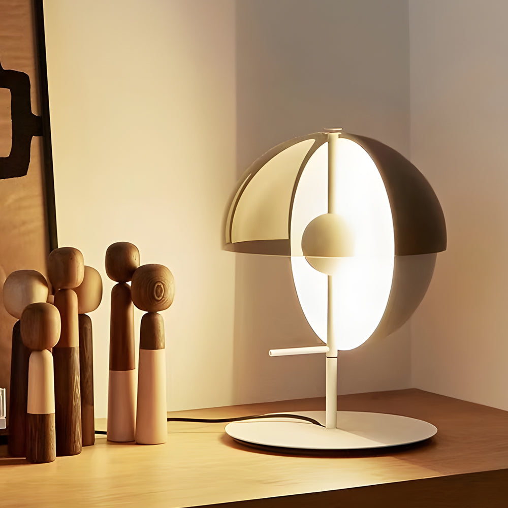 Table lamp with vertical half sphere smoked screen