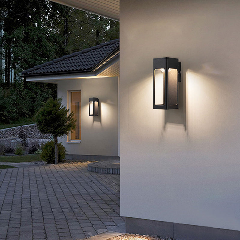 Modern Wall Lamp for outdoor space