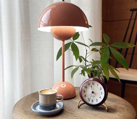 Vintage Style Lamp for Bedroom Ambiance