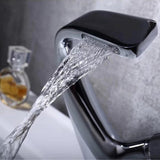 One-Handle Faucet Additional Room View