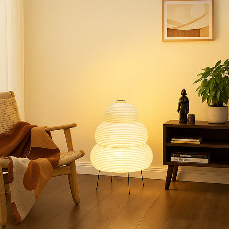 Minimalist pendant light for dining area