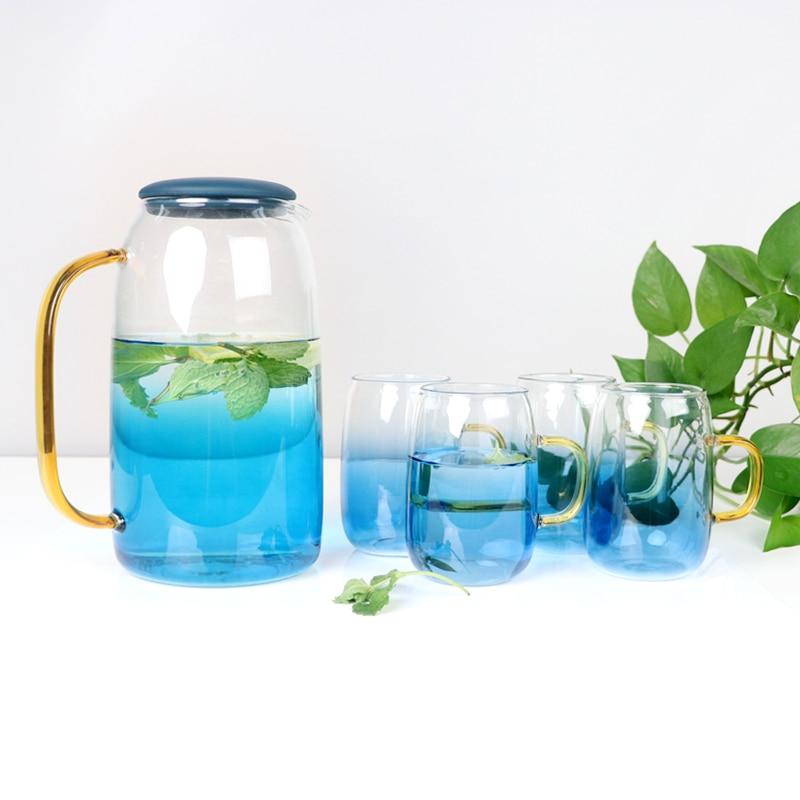 Lead-free glass pitcher with ombre design