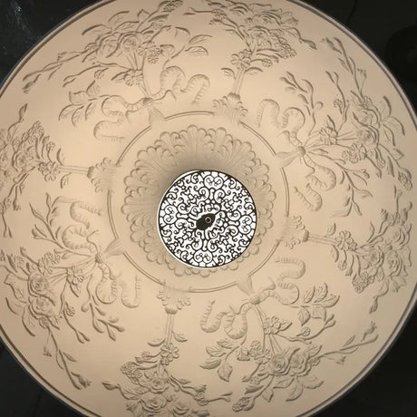 Pendant fixture for dining table