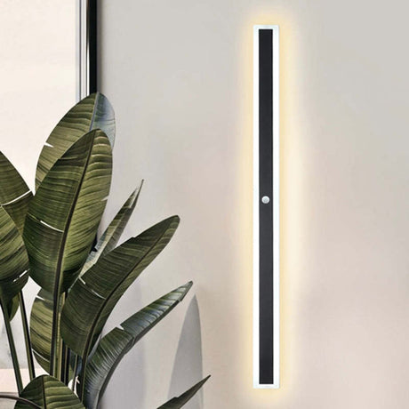 Wall Lamp for Entryway and Patio Decor | OroDwell