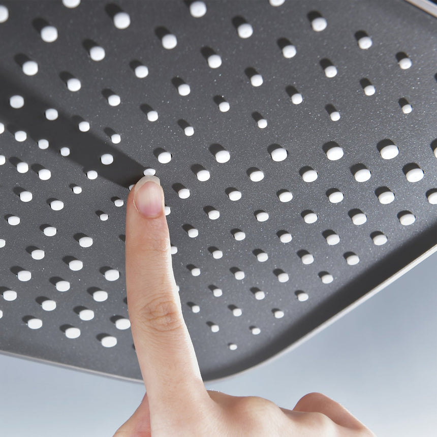 Smart shower system for contemporary home interiors