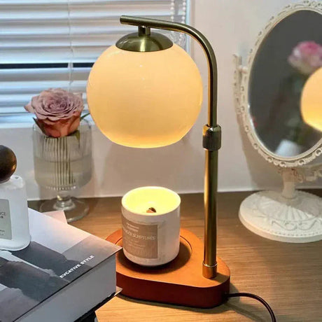 Natural wood accent lamp for tabletop