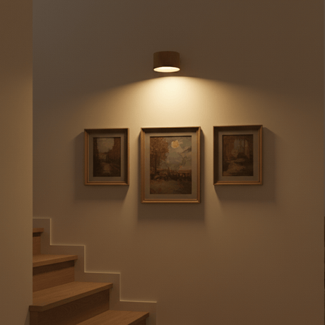 Energy efficient wall lighting fixture