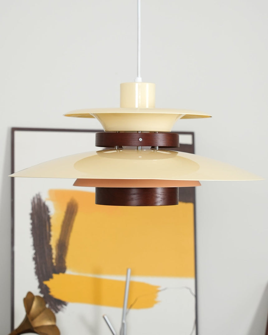 Classic Pendant Lamp for Modern Home Interiors