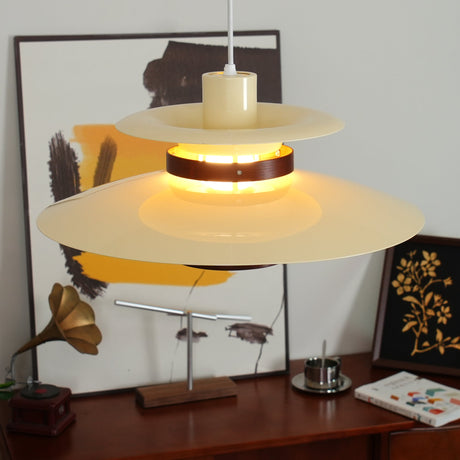Sophisticated Pendant Lamp Installed Above Dining Table