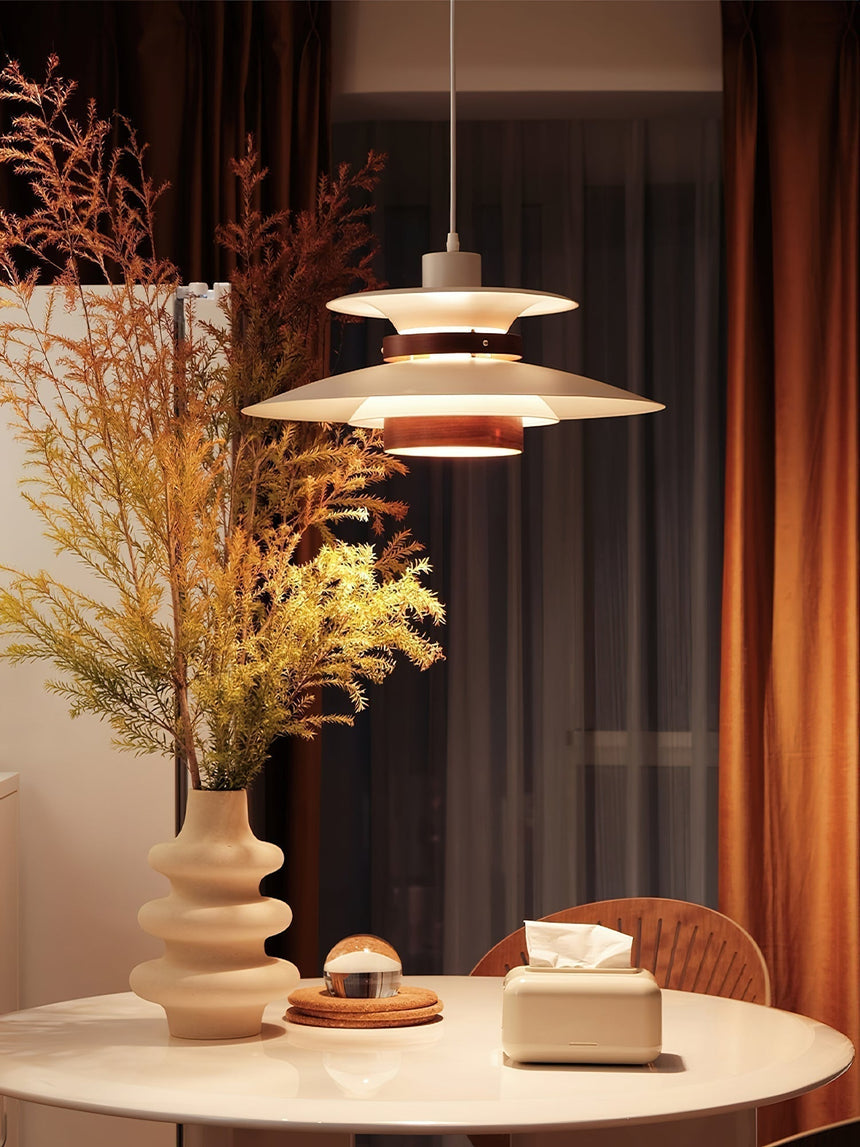 Timeless Pendant Lamp for Contemporary Decor