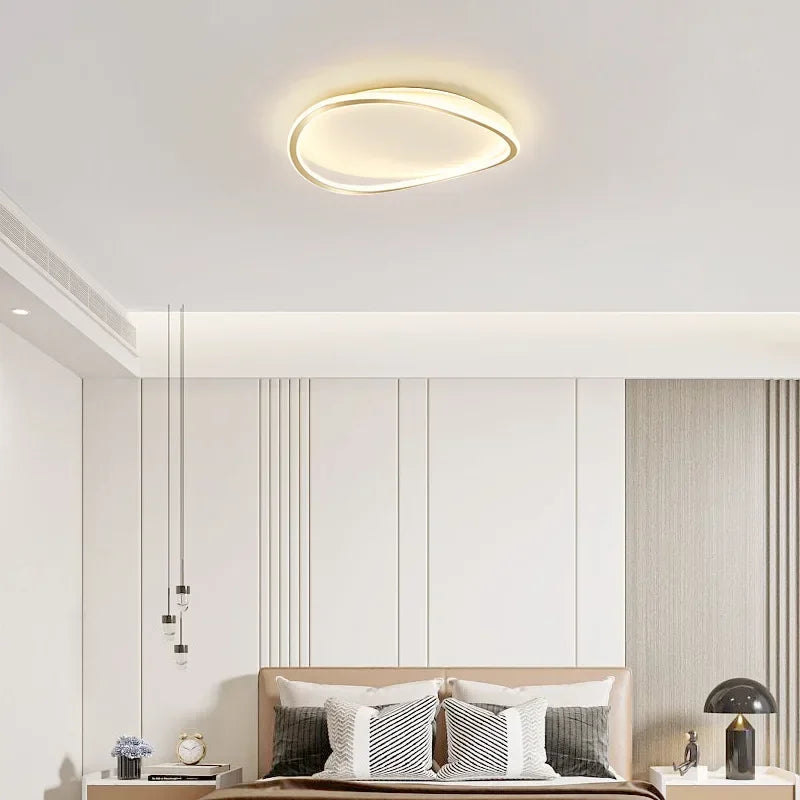 LumaAero Chandelier - Ambient Lighting for Dining Room