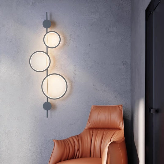 Wall mounted lighting fixture for hotels