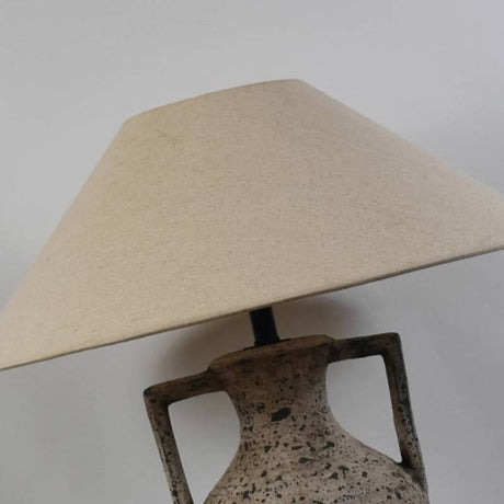 Sturdy base table lamp for living room