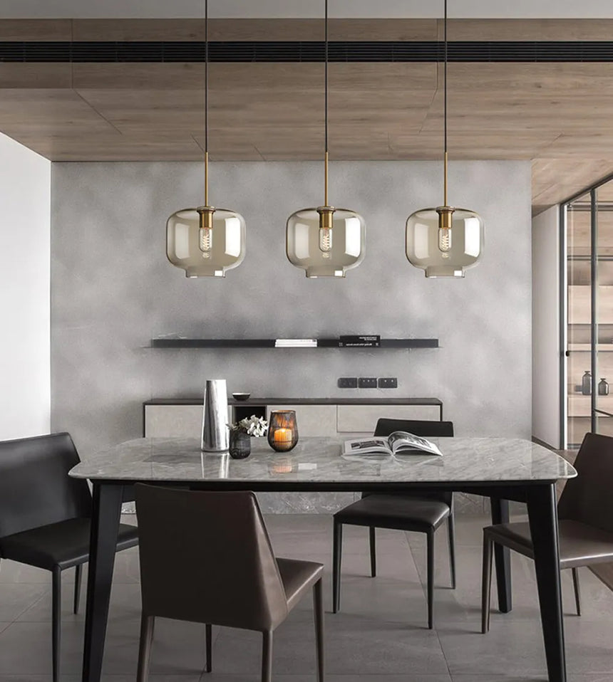 Pendant lamp for hallway accent lighting
